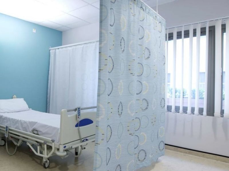 Anti-ligature hospital cubicle article