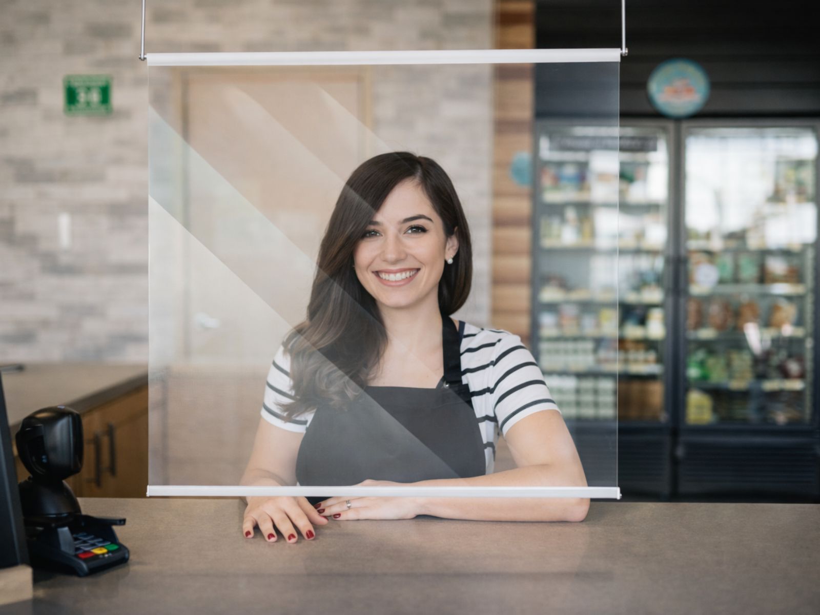 hangerscreen-for-retail