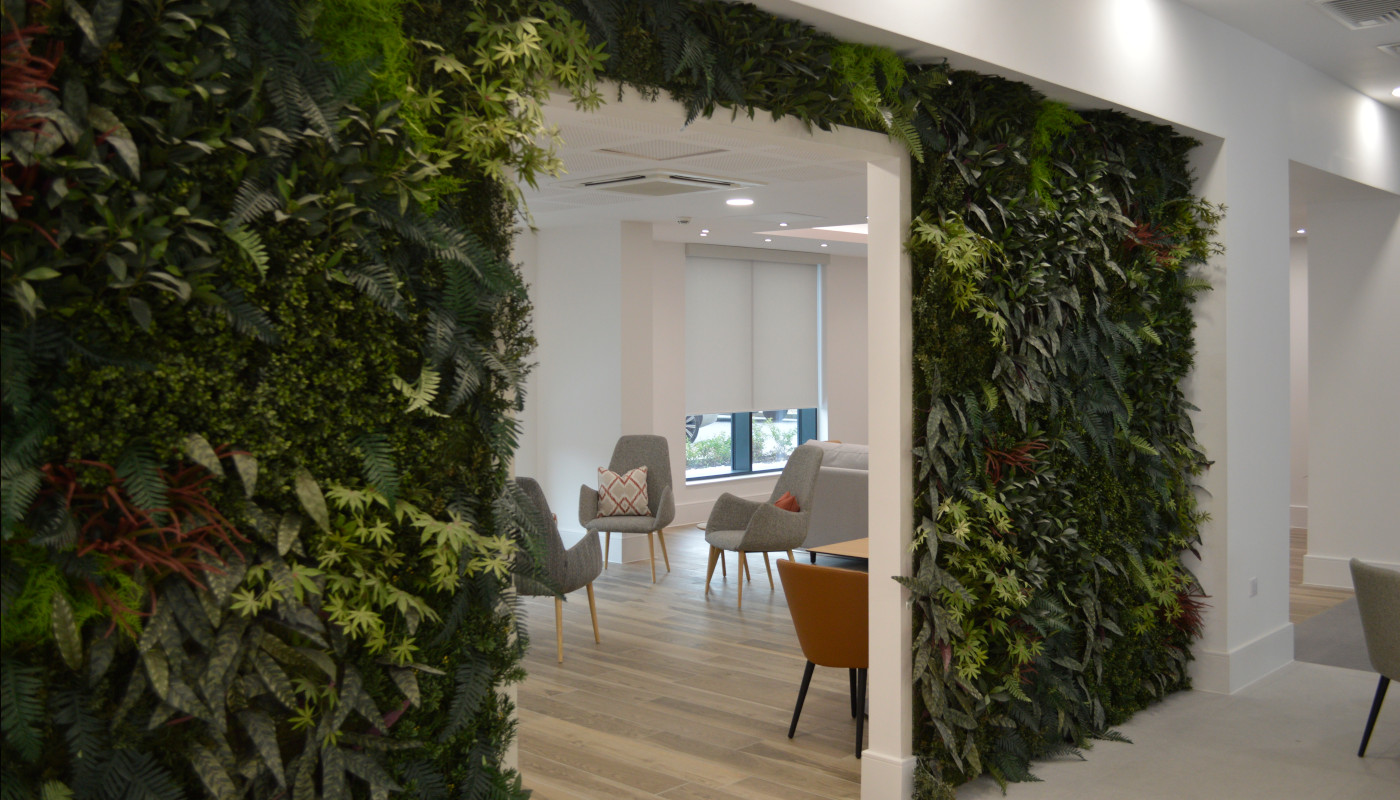 Mayfield-retirement-Dining-living-wall-arch